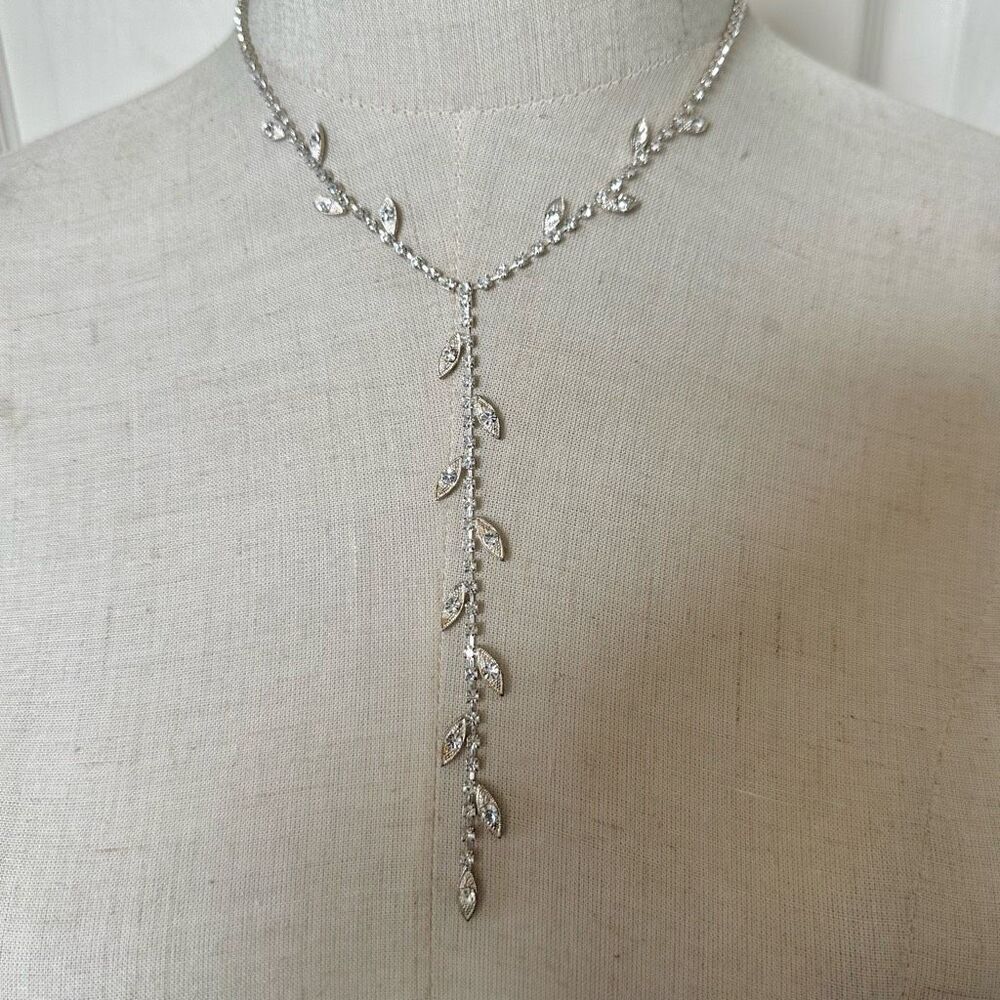 Rhinestone lariat vintage necklace